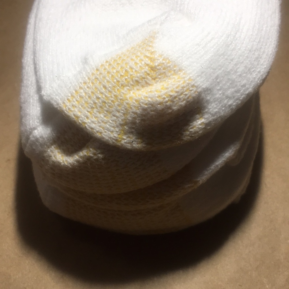 Goldtoe Women’s Softwear Crew Socks (3 Pairs) Shoe size 6-9 - Picture 5 of 5